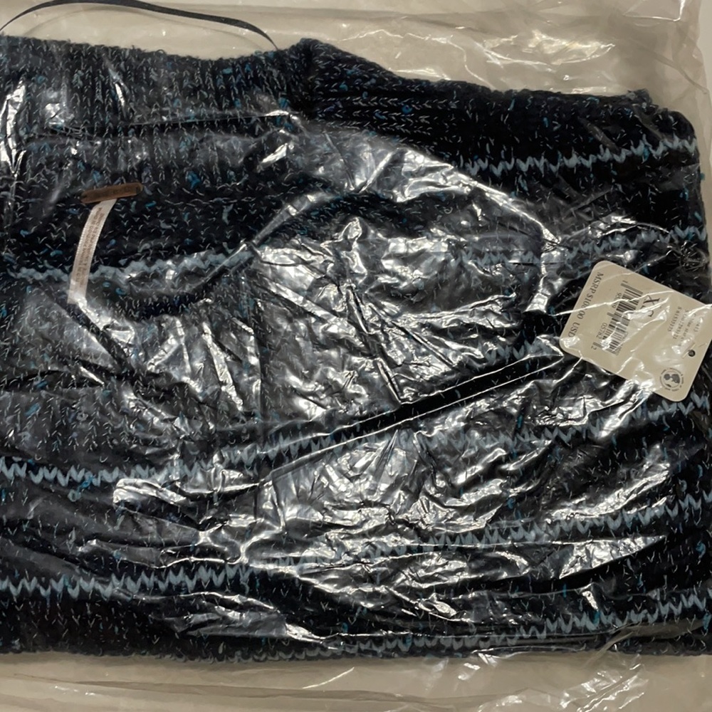 FREE PEOPLE Starlight Striped Sweater Size XSmall NEW - Picture 6 of 8